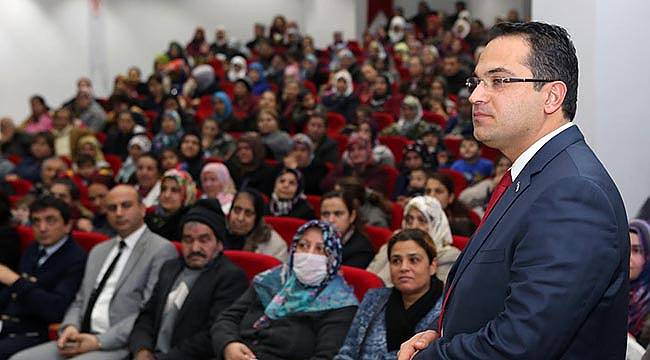 Bornova’da Mahalle Buluşmalarına Yoğun İlgi