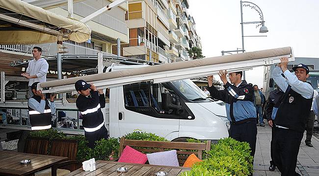 Büyükşehirden Kordon'a “Tente” Uyarısı