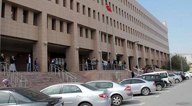 İzmir Adliyesi'nde Silah Sesleri