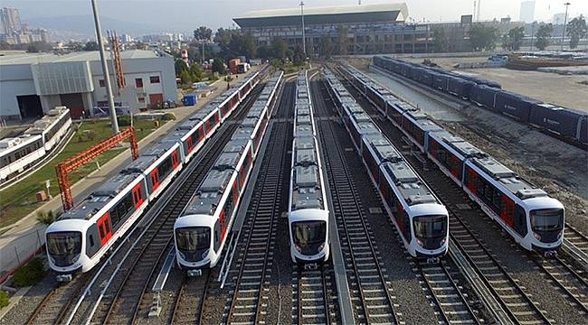 İzmir Metrosu’nda Gurur Günü