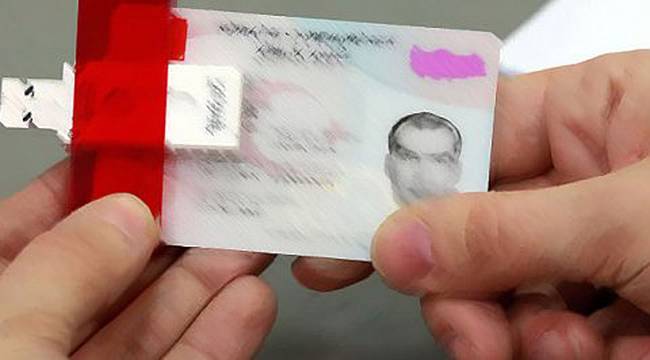 Suriyelilere Vatandaşlık Verilmeye Başlandı