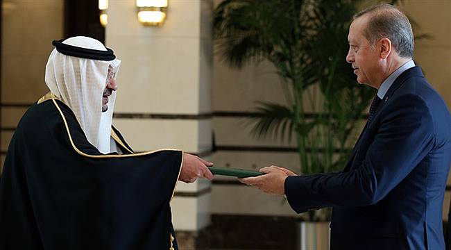 Suudi Arabistan Büyükelçisi'nden Erdoğan'a Güven Mektubu