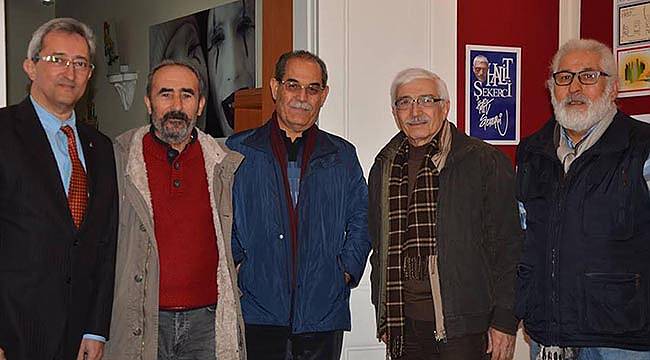 Türkiye Gündemini Çizgilerle Anlattı