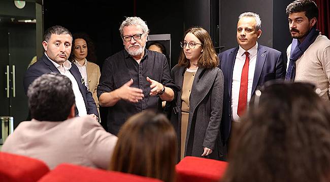Ünlü Reklamcı Tarık Akan Gençlik Merkezi’ne Hayran Kaldı