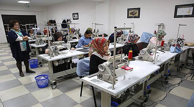 2 Aylık Kursla Ömürlük Meslek Ediniyorlar