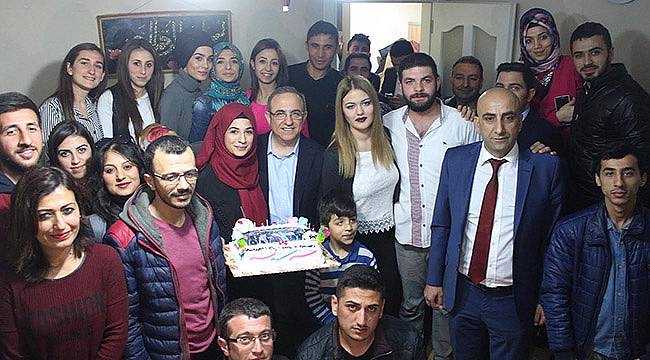 AK Parti'li Sürekli: “Gelecek Gençlerimize Emanet”