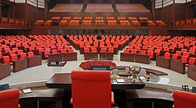 AKP, Bireysel Silahlanma İçin Verilen Önergeyi Reddetti