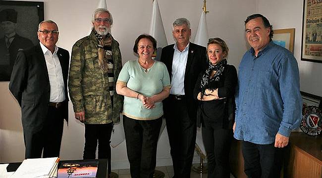 Balkanlar'daki Gazetecilere İzmir Daveti