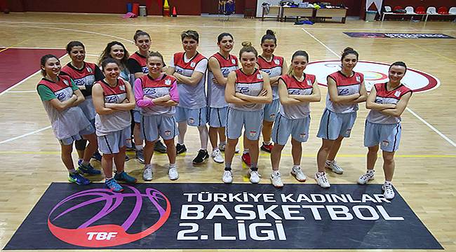Bayraklı Belediyesi Kadın Basketbol Takımı 16 Maçını da Kazandı