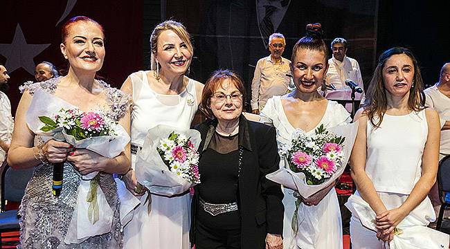 Böyle Kutladılar