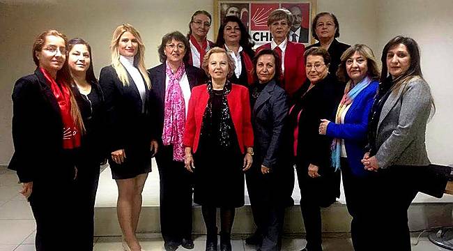CHP İzmir'in Kadınlarından 8 Mart Mesajı