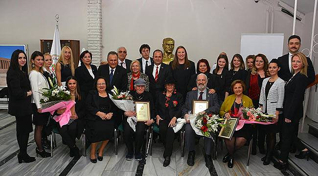 Cumhuriyete Sahip Çıkanlar Ödüllendirildi
