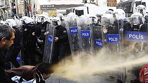 Guardian'dan Türkiye’de Hayatta Kalma Reçetesi
