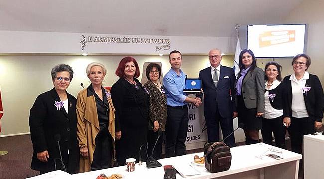 Güzelbahçeli Kadınlar "Anayasa'ya Hayır" Dersi