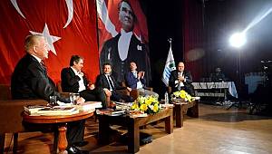 'Halk Arenası' Foça'dan Canlı Yayınlandı