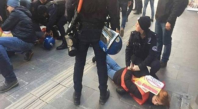 'Hayır' Bildirisi Dağıtan 11 Kişi Gözaltına Alındı