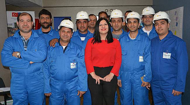 Hem Operatörlük, Hem de İletişim Tekniklerini Öğreniyorlar
