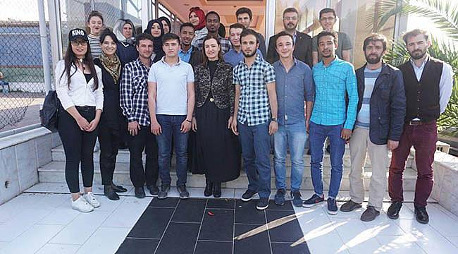 Hotar: Gençlik; Malzeme Değil, Siyasetçi Olsun Diye...