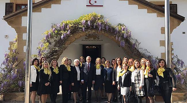 İzmirli Kadınlardan Yavru Vatana Uzanan Köprü