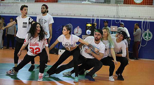 Karşıyaka Baharı 'Festival' İle Karşıladı