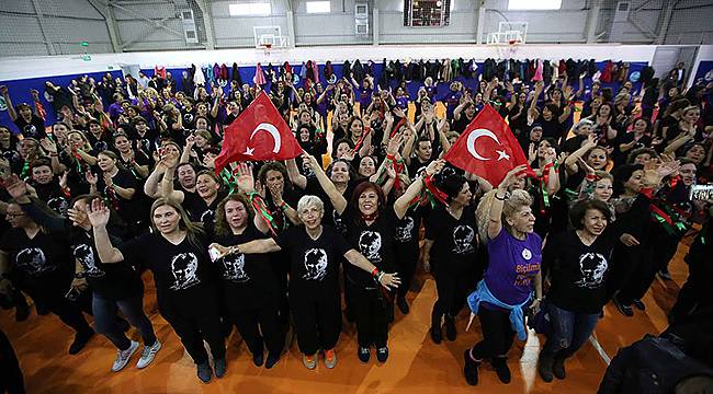 Karşıyaka'da Dolu Dolu 8 Mart