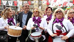 Karşıyaka'da Dolu Dolu 8 Mart