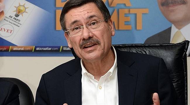 Melih Gökçek'e Sosyal Medyadan Büyük Tepki!