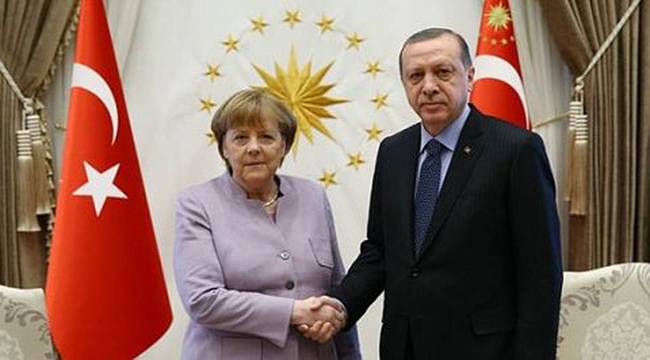 Merkel'e Erdoğan Çağrısı: Kurtulabiliriz!