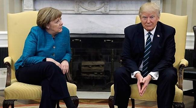 Merkel, Trump Görüşmesine Hazırlık İçin Playboy Röportajını Okumuş