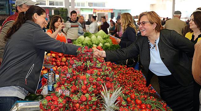 Pekdaş’tan Torbalı’da ‘Hayır’ Turu