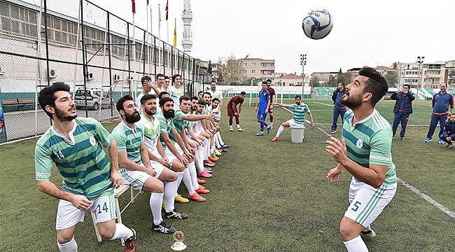 Şampiyon Bornova Belediyespor
