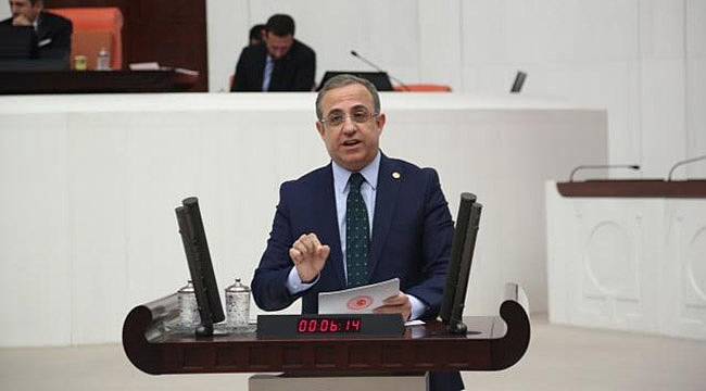 Sürekli, AK Parti İzmir Kadın Kolları Teşkilatı'na Yapılan Saldırıyı Kınadı