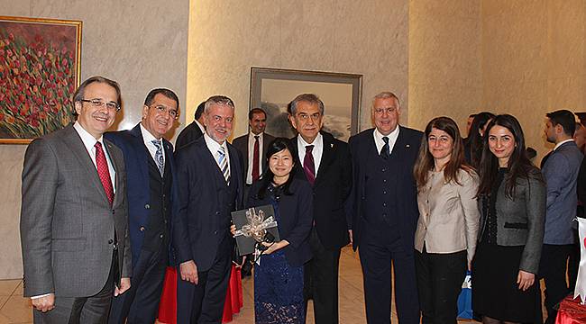 Türk Gıda Ürünleri Japon Sofralarını Süsleyecek