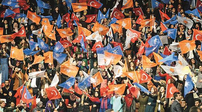 AK Parti'de Olağanüstü Kongre Kararı