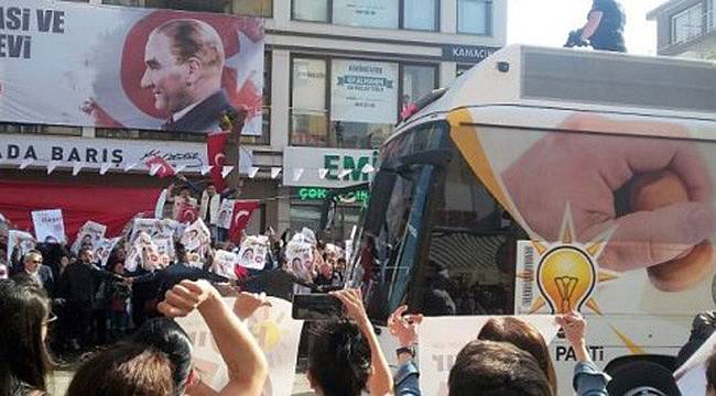 Başbakan Neden İzmir'e Kamp Kurdu