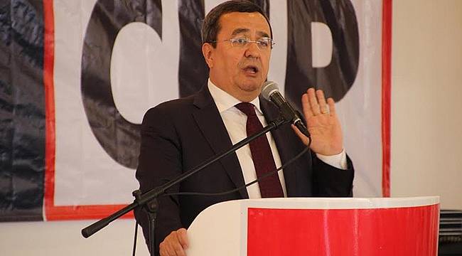 Başkan Batur, Referandum Teşekkür Toplantısına Katıldı