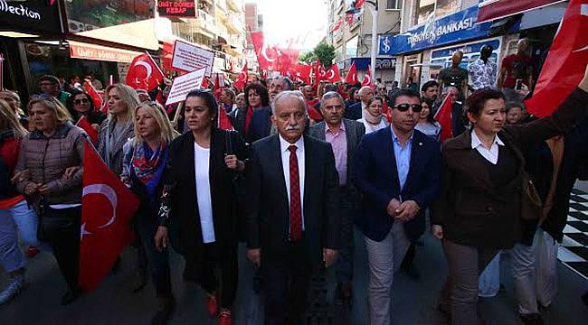 Bayraklı’da 23 Nisan Coşkusu