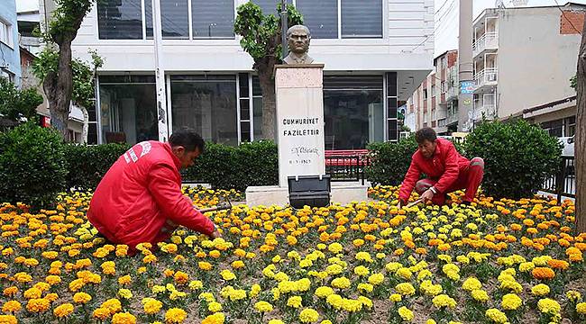 Bayraklı’da Parklar Pırıl Pırıl