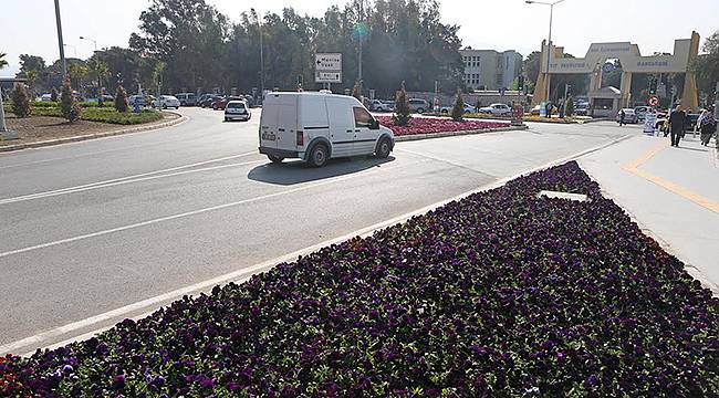Bornova’da Trafiğe Kavşak Düzenlemesiyle Çözüm