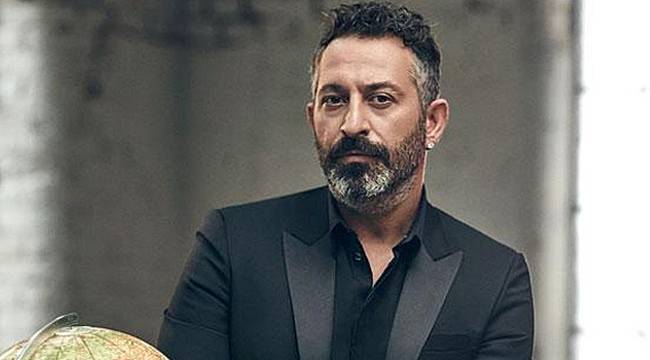 Cem Yılmaz'dan Referandum Mesajı