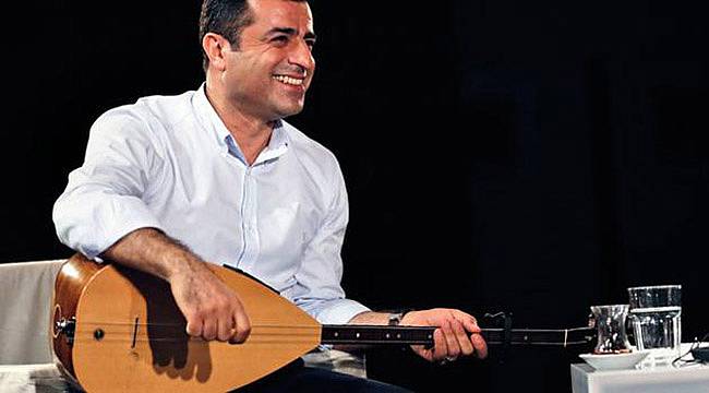Demirtaş'tan Yeni Öykü: Deniz Kızı