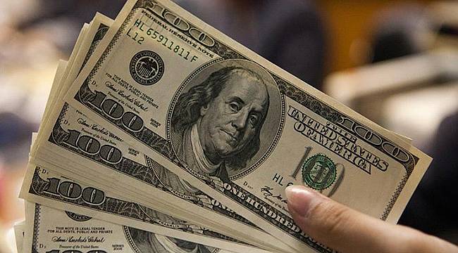 Dışarda Düşen Dolar İçerde Yükselişte,