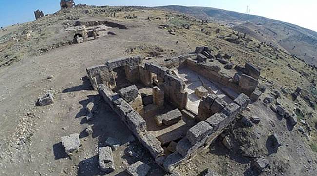 Diyarbakır'da Bin 700 Yıllık Tapınak Bulundu