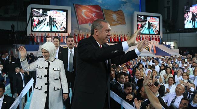 Erdoğan Noktayı Koydu, AKP Olağanüstü Kongreye Gidiyor