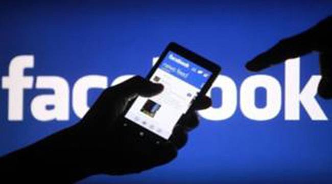 Facebook Live'da Önce Kızını Öldürdü, Sonra İntihar Etti