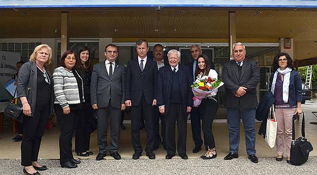 Foça Club tatil Köyü ‘Kuruluş Öncesi ve Sonrası’ Konferansı Gerçekleştirildi