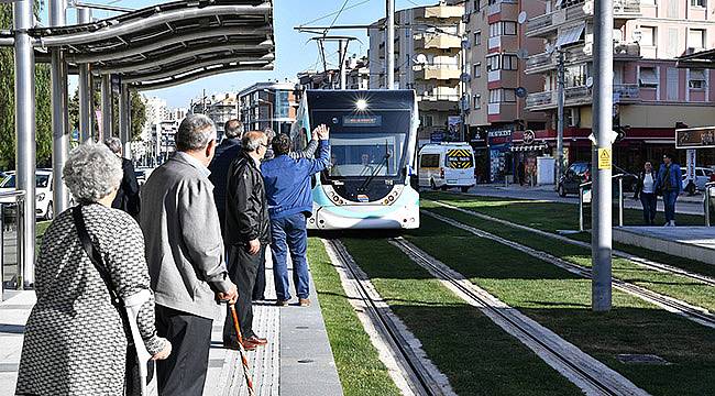 Karşıyaka'da "Tramvaylı" Günler Başladı
