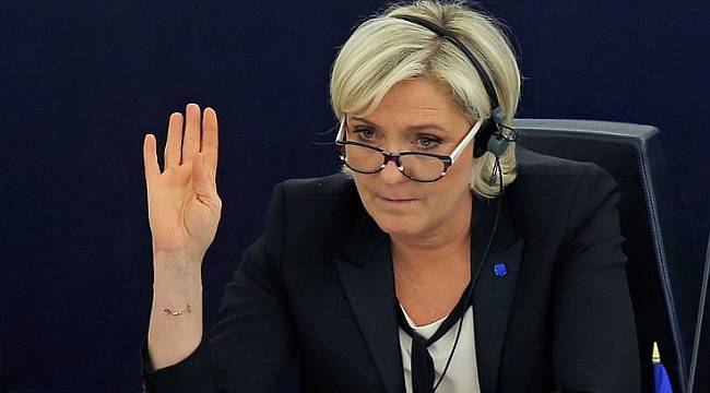 Le Pen'den Trump'a Suriye Uyarısı