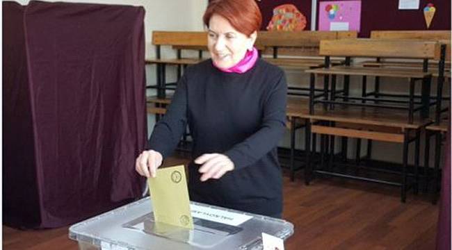 Meral Akşener Oyunu Kullandı