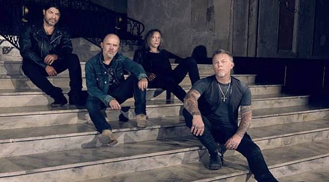 Metallica'dan Ekipmanları Çalınan Gruba Jest